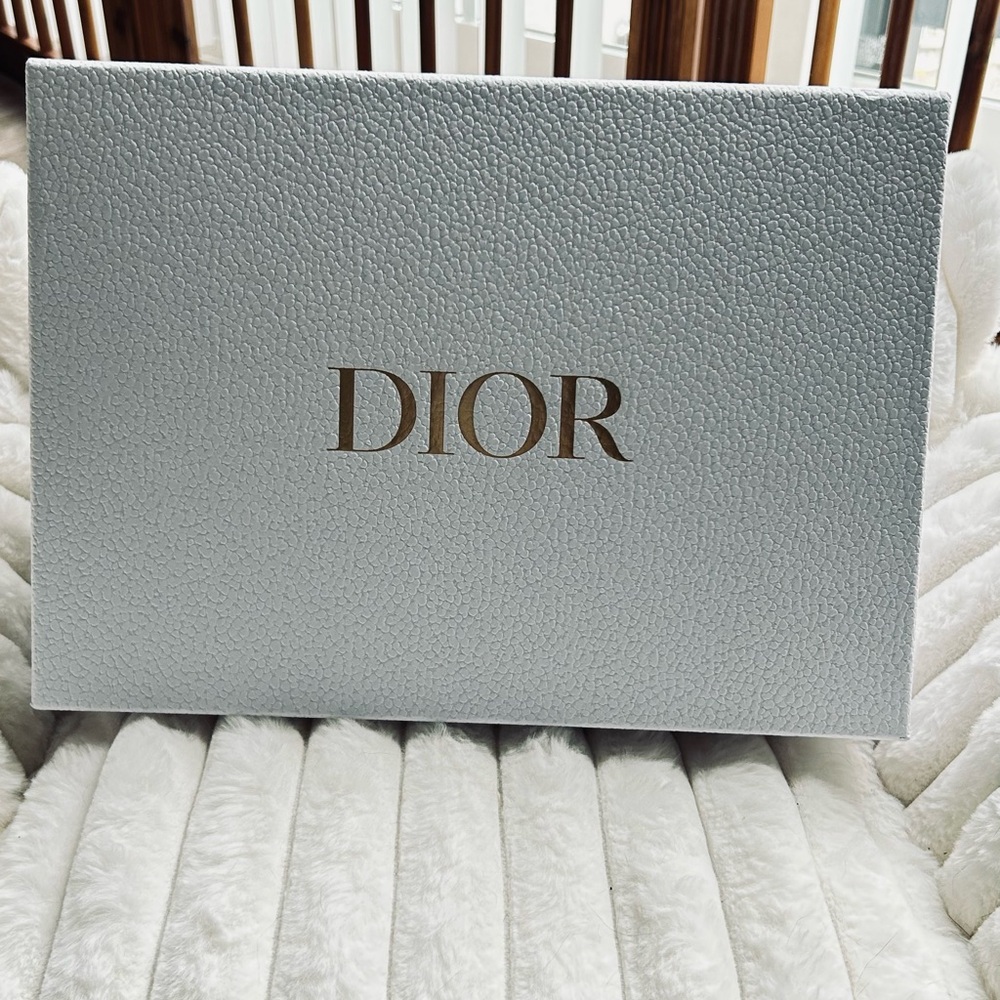 Dior White and Gold Gift Box
